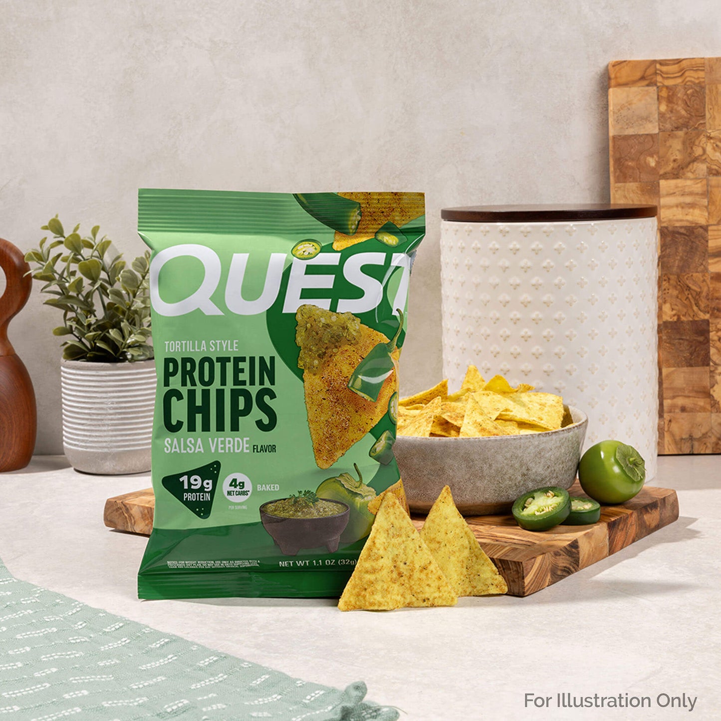 salsa-verde-tortilla-style-protein-chips-l6 qst-016419-salsa-verde-tortilla-style-protein-chips_5.jpg